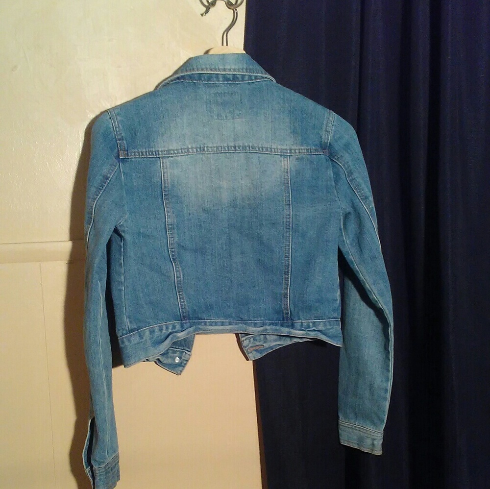 Jean jacket - Picture 2 of 3